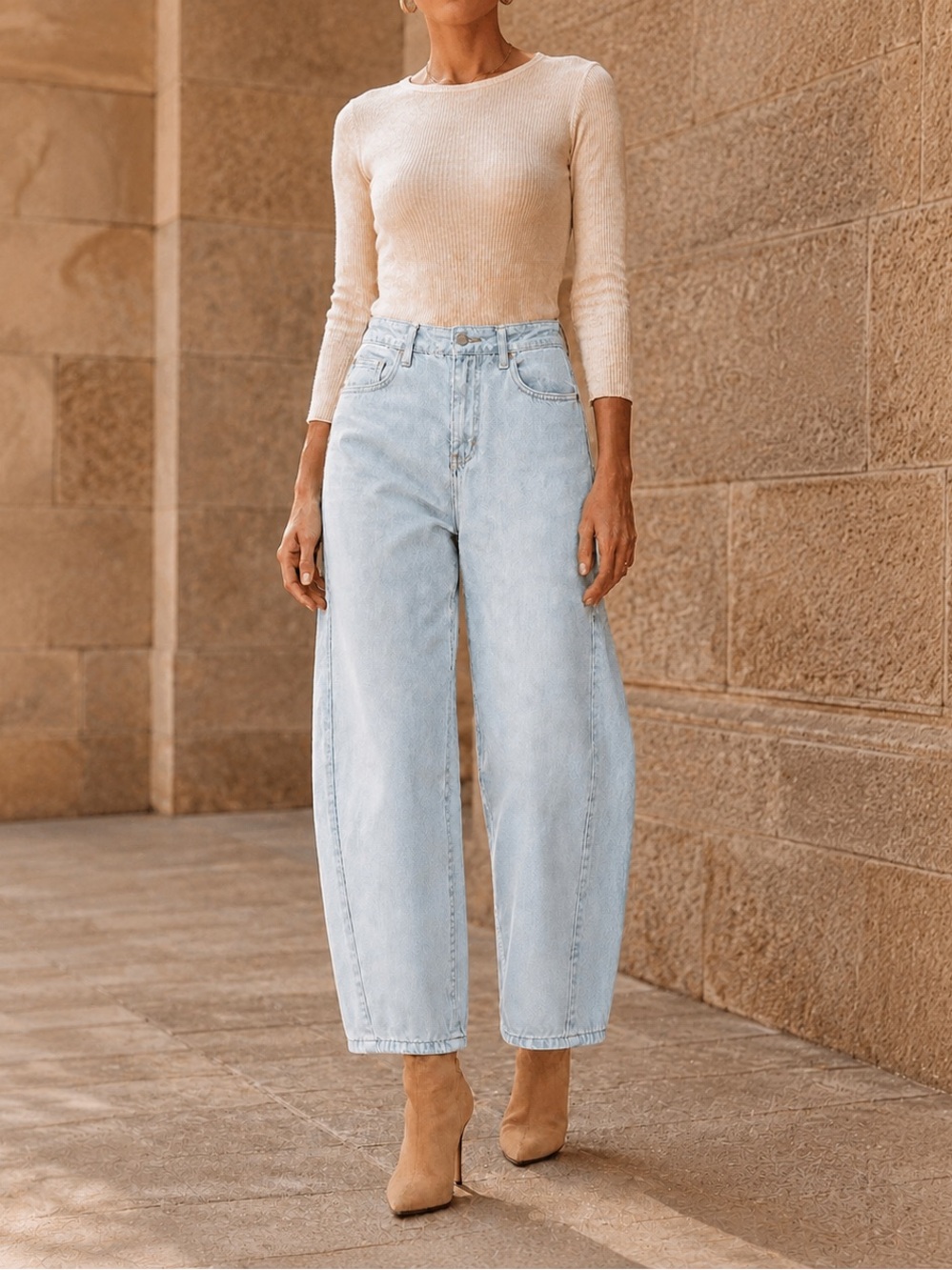 Anthropologie Pilcro Heritage Curve High-Rise Barrel Jeans Light Wash 28